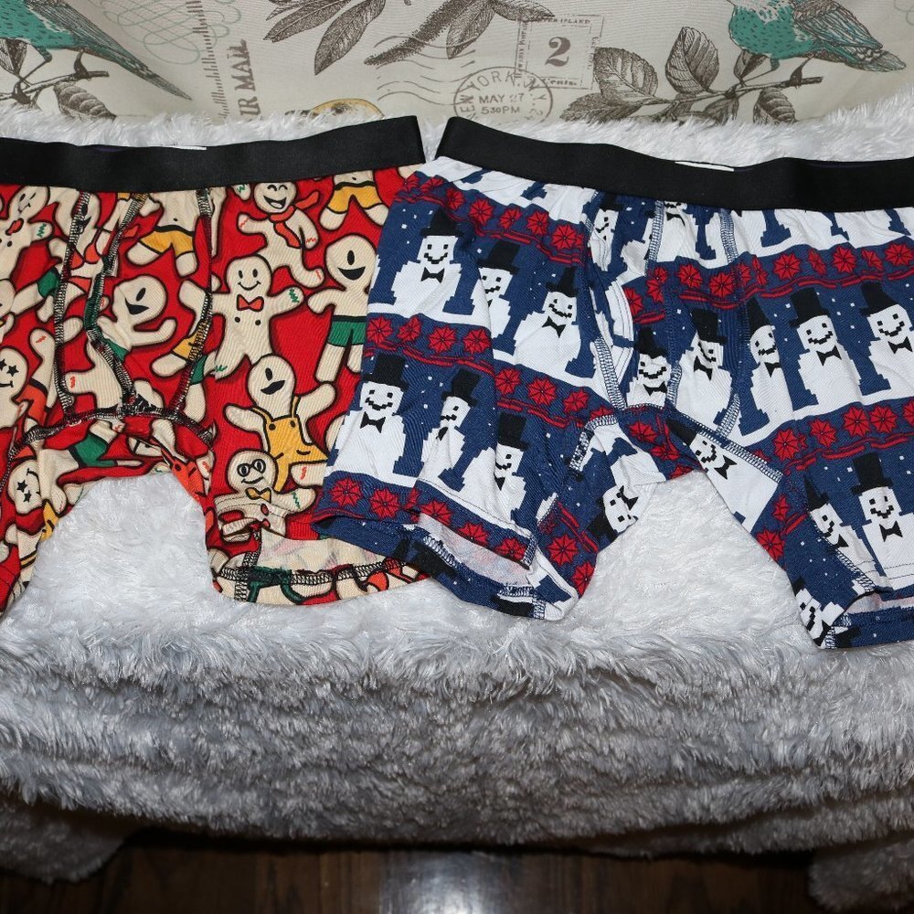 MeUndies Christmas bundle of 2 boxer briefs small Men's/teens